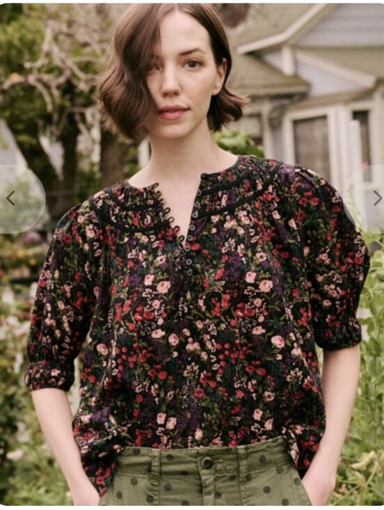 THE GREAT. Tops - THE GREAT. THE STORYTELLER TOP BLACK FLORAL WOMENS SIZE 3 LARGE